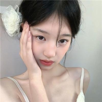 与谁共眠